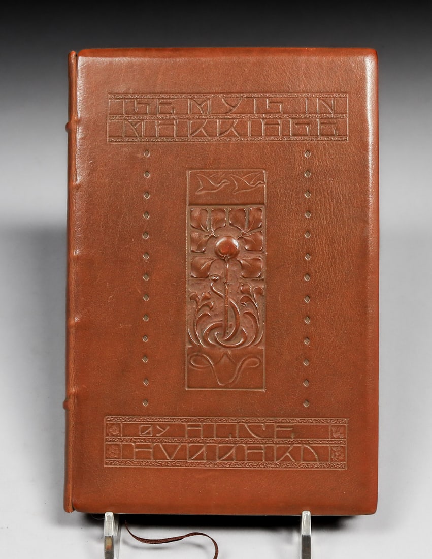 ROYCROFT MODELED LEATHER BOOK
