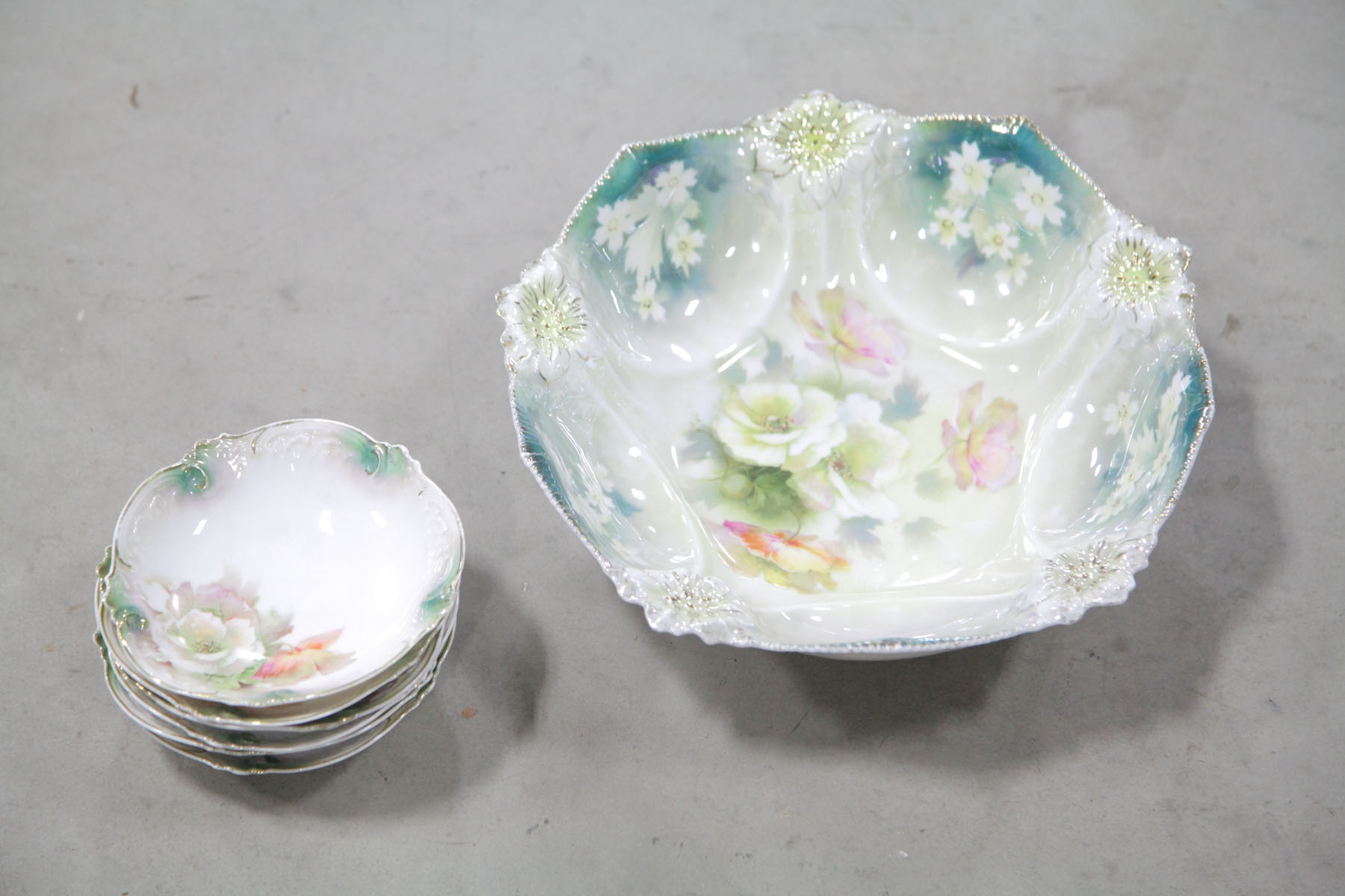 R.S. PRUSSIA BERRY SET.  Germany 