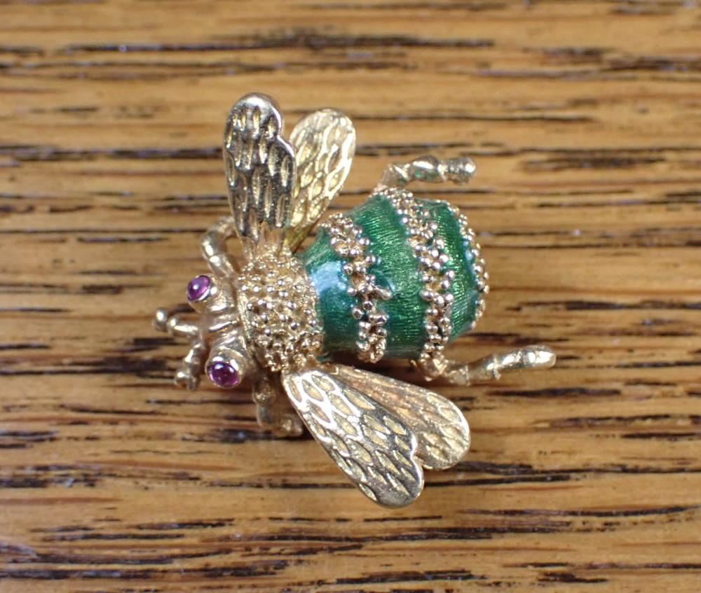 RUBY AND EIGHTEEN KARAT GOLD BUMBLE