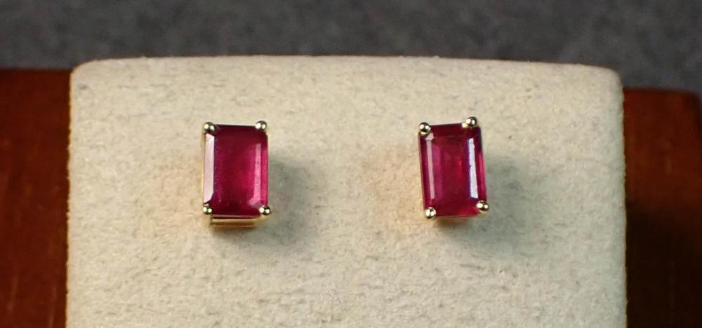RUBY AND FOURTEEN KARAT GOLD EAR
