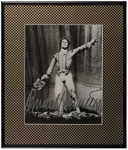 RUDOLF NUREYEV SIGNED PORTRAIT