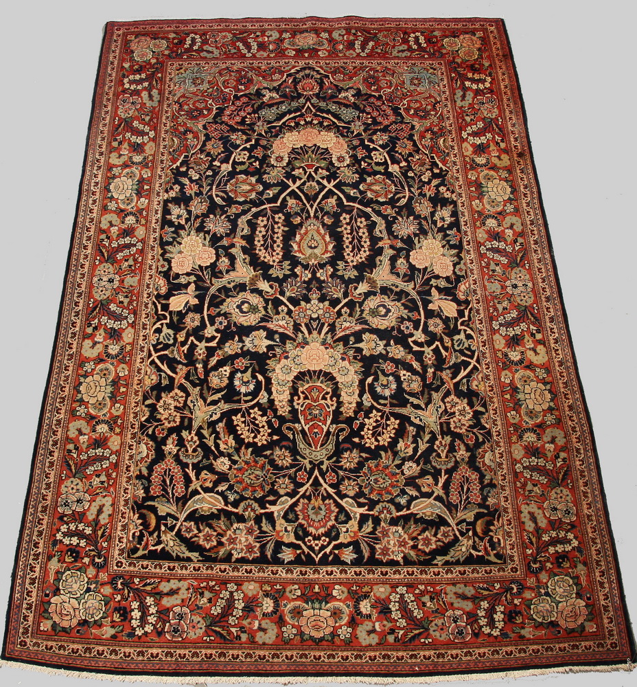 RUG - 4'4'' x 6'10'' - Persian