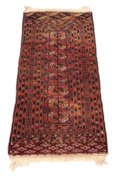 RUG: ANTIQUE BOKHARA SCATTER R