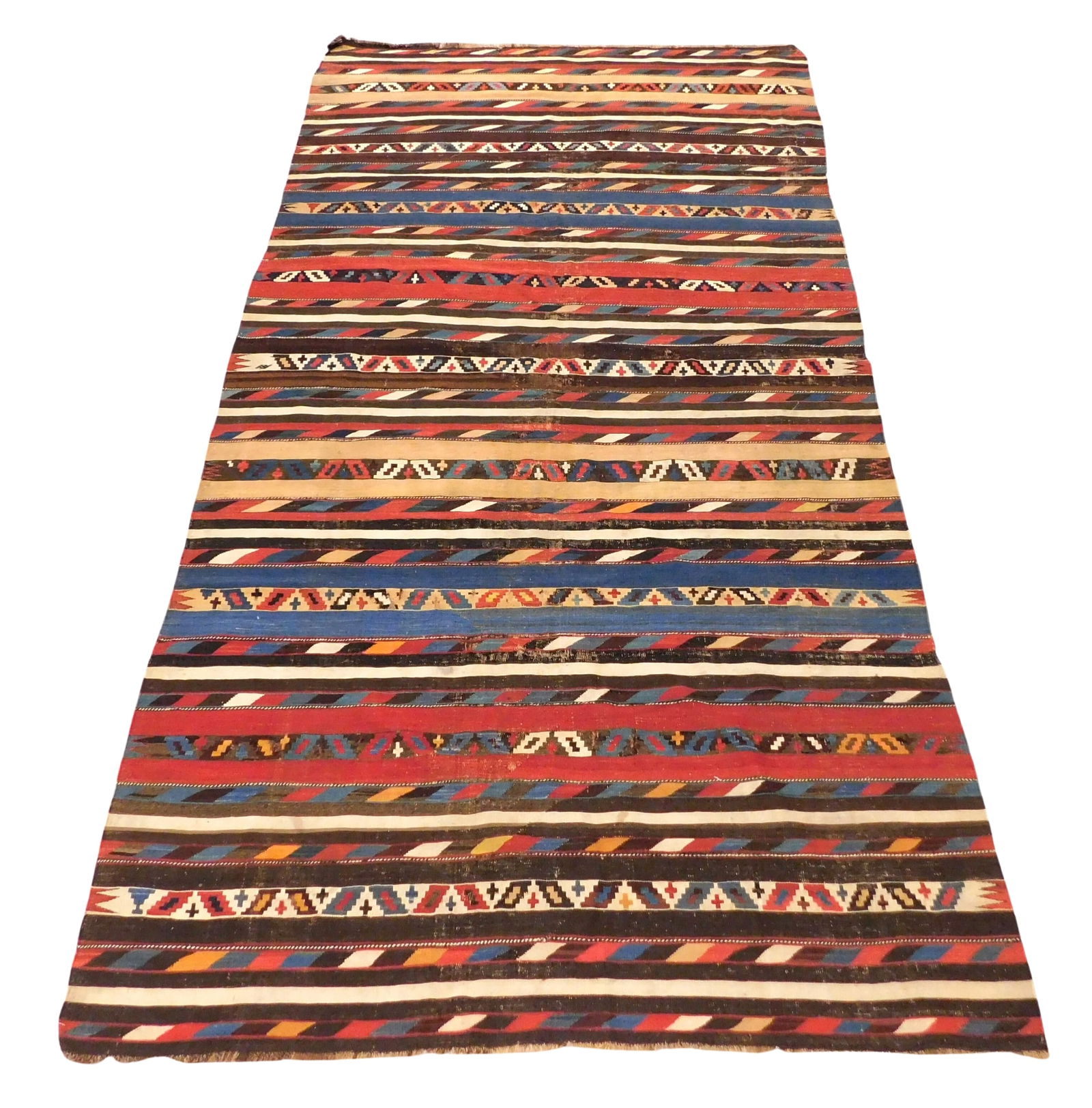 RUG: ANTIQUE CAUCASIAN KILIM, 5’