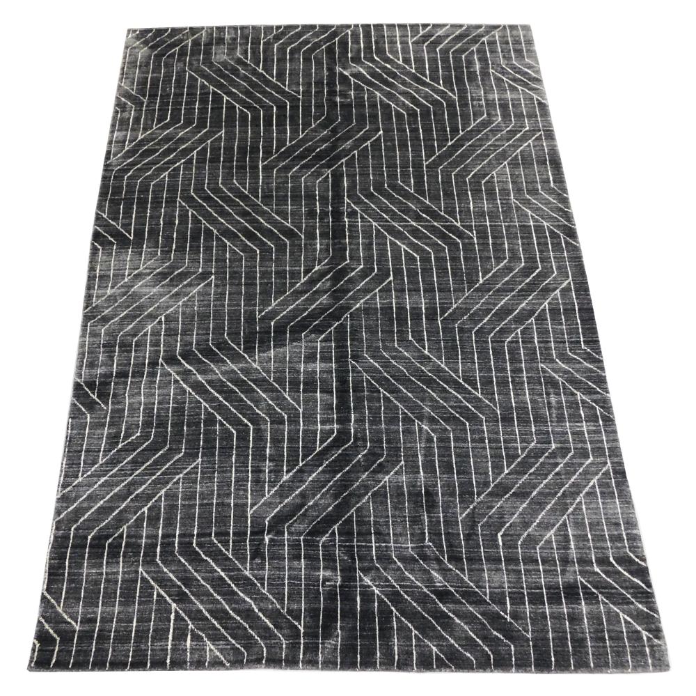 RUG: CONTEMPORARY DESIGN, 6' 2" X