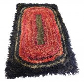 RUG: FLOOR RUG WITH STRIPS OF