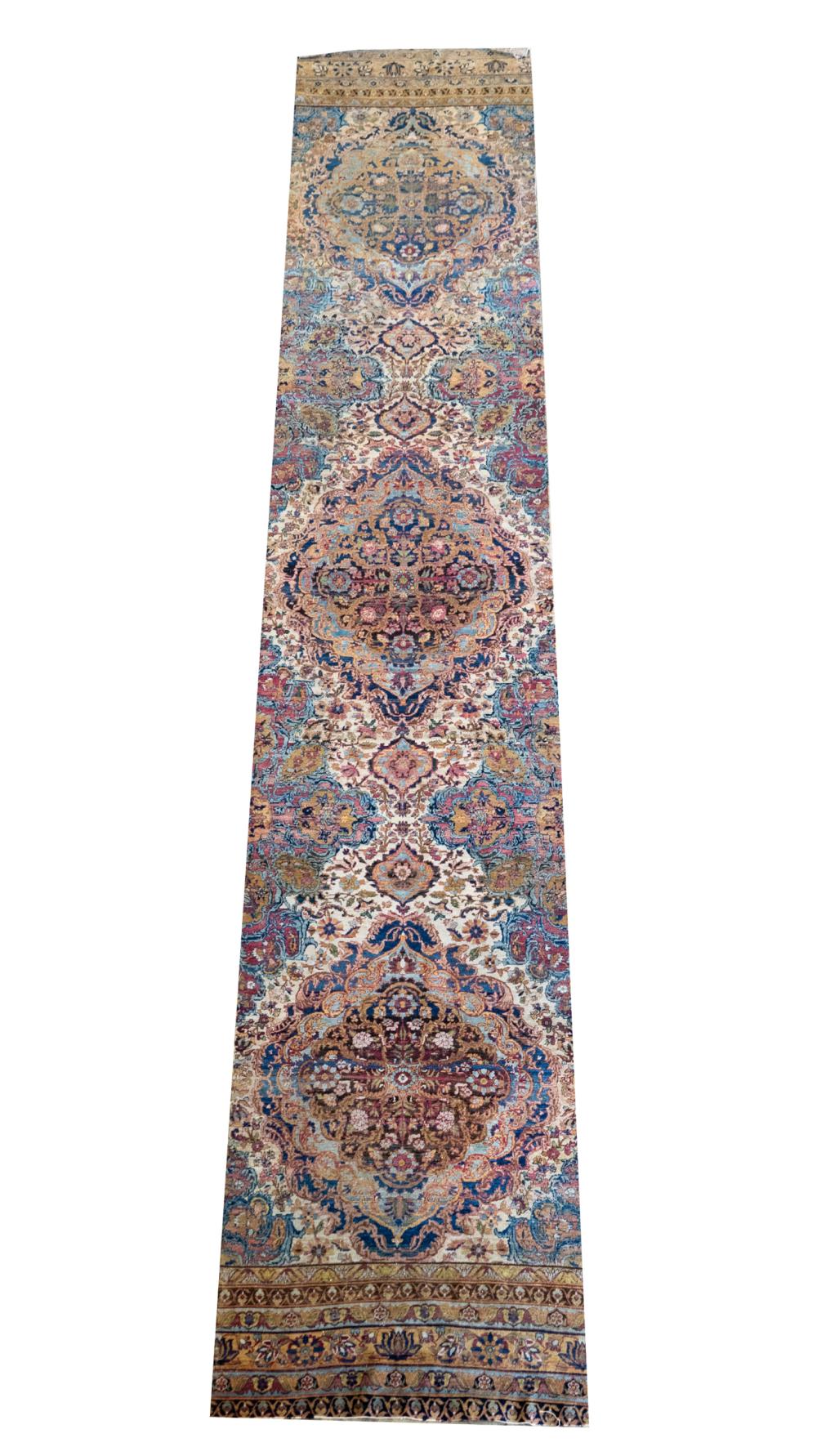 RUG FRAGMENT RUNNERwool on