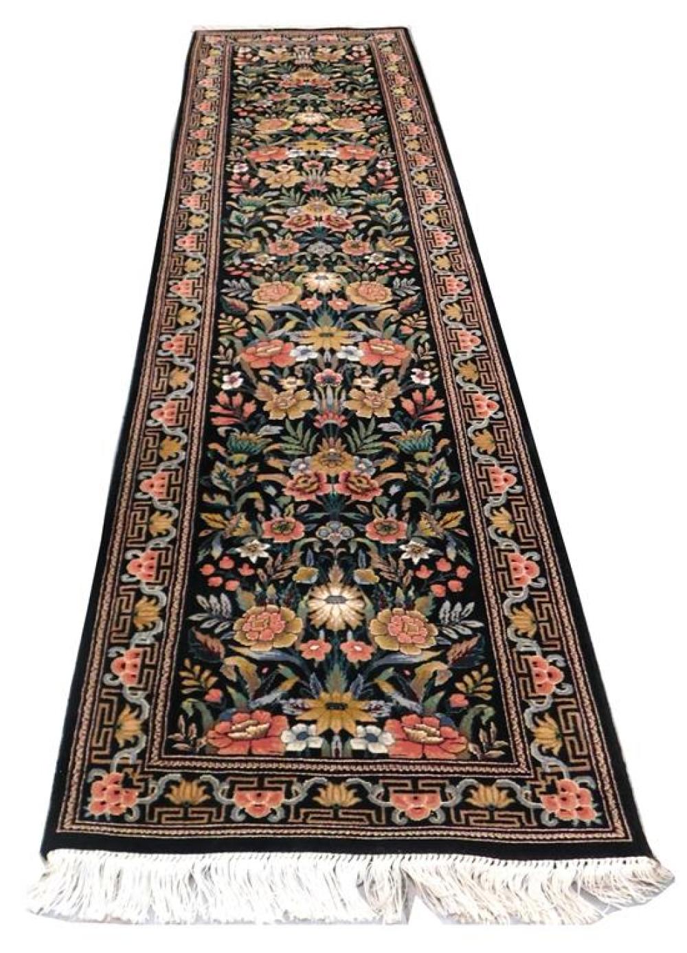 RUG: MODERN CHINESE FINELY WOVEN