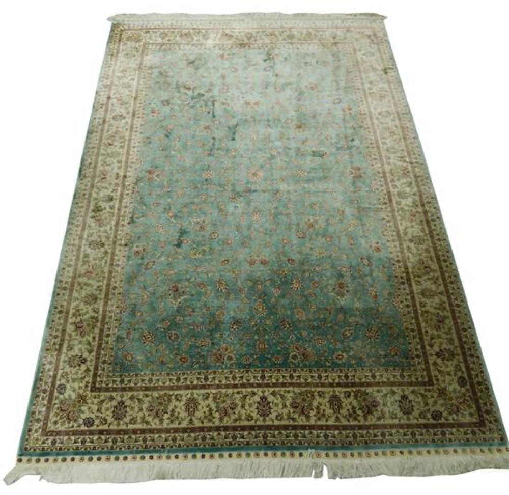 RUG: MODERN HEREKE STYLE CARPET,