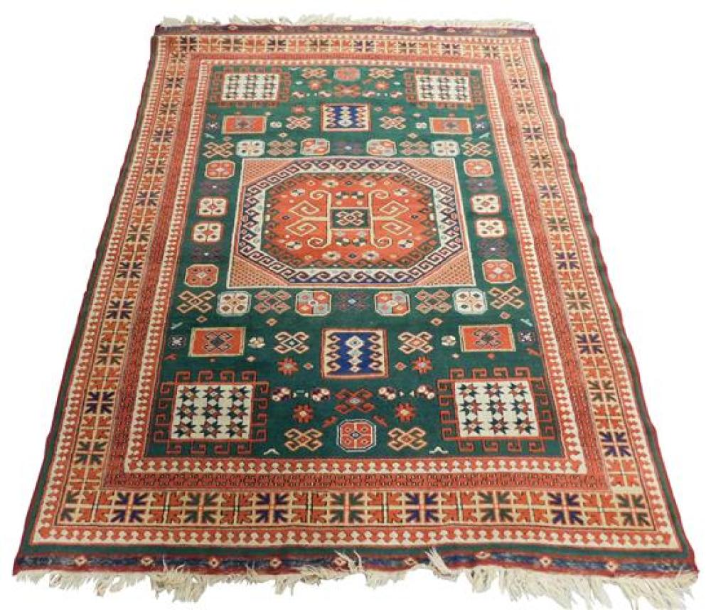 RUG: MODERN KAZAK STYLE, 7' X 5'