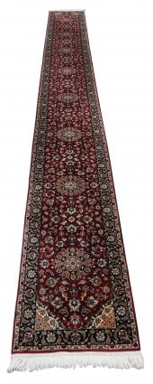 RUG: MODERN PERSIAN DESIGN RUN