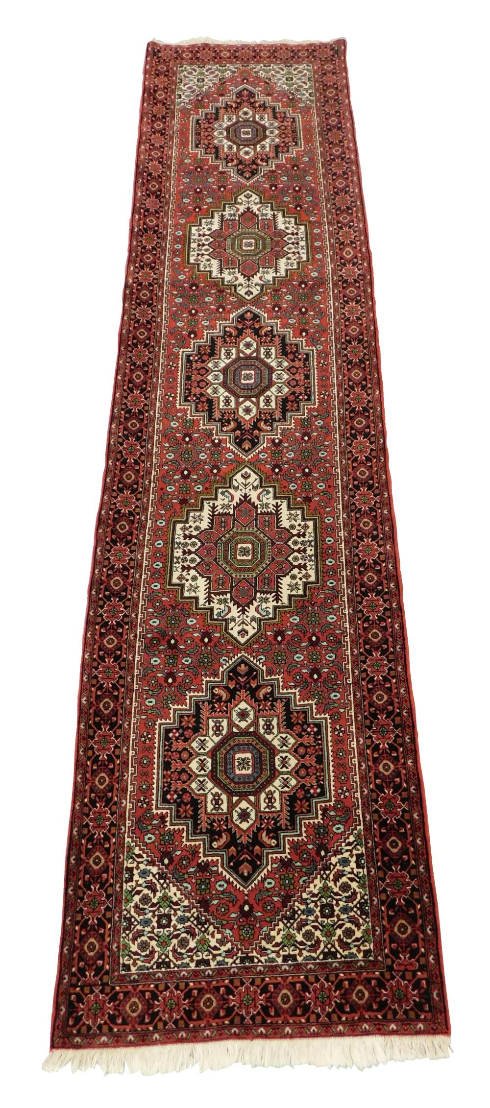 RUG: MODERN PERSIAN KARAJA, WOOL ON