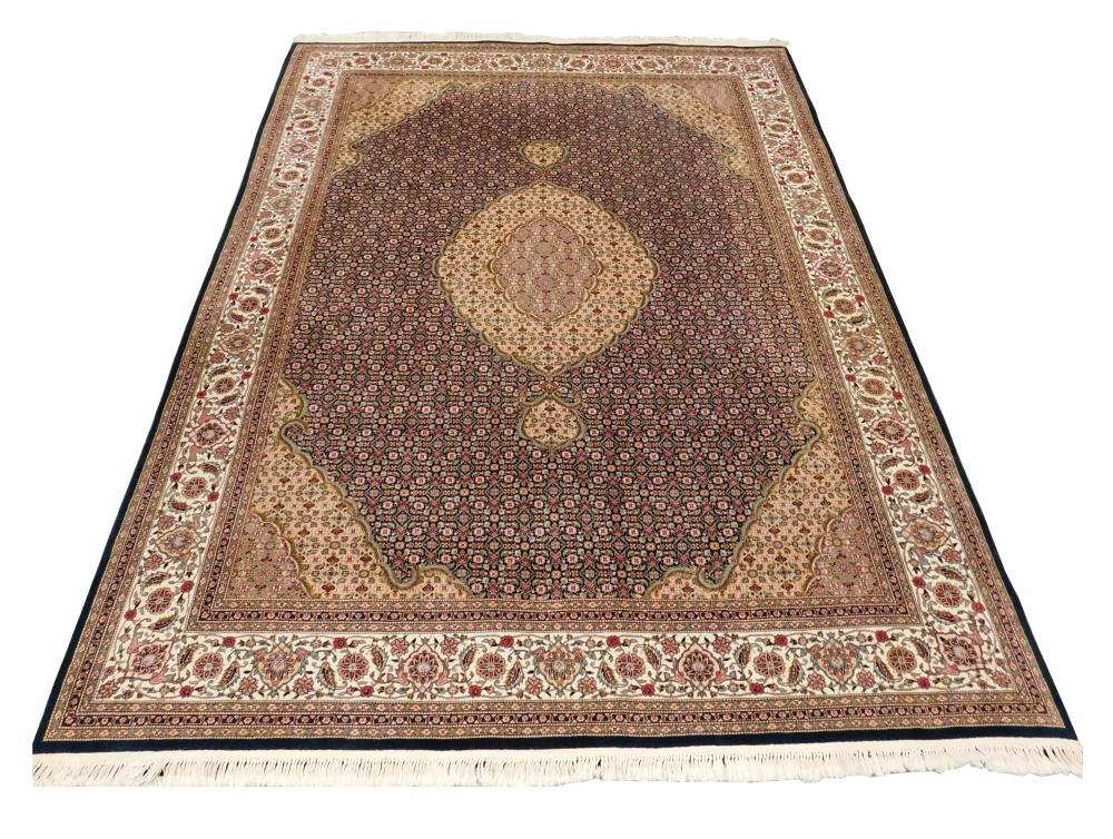 RUG: MODERN PERSIAN STYLE, 12' 6" X