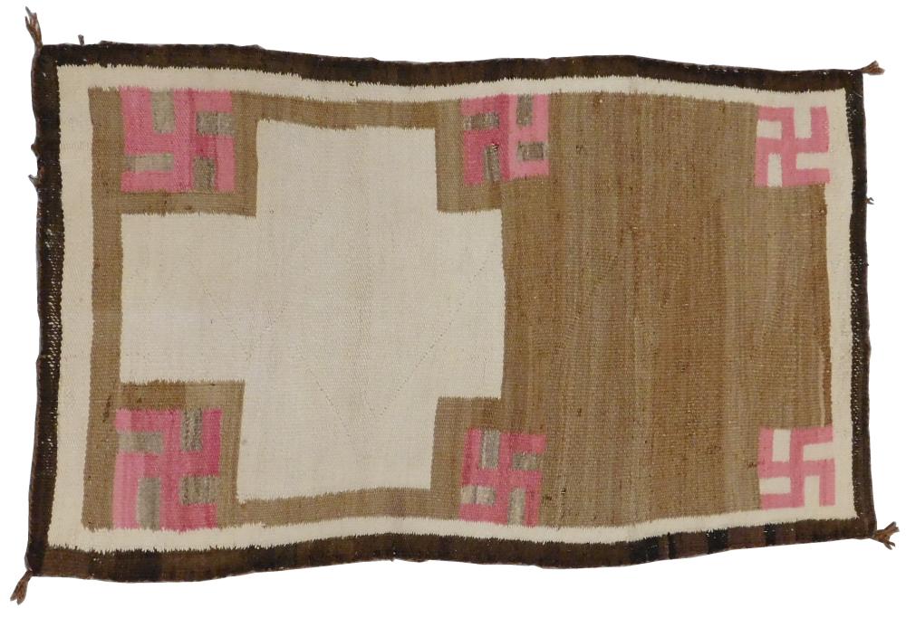 RUG: NATIVE AMERICAN NAVAJO RUG, 4'