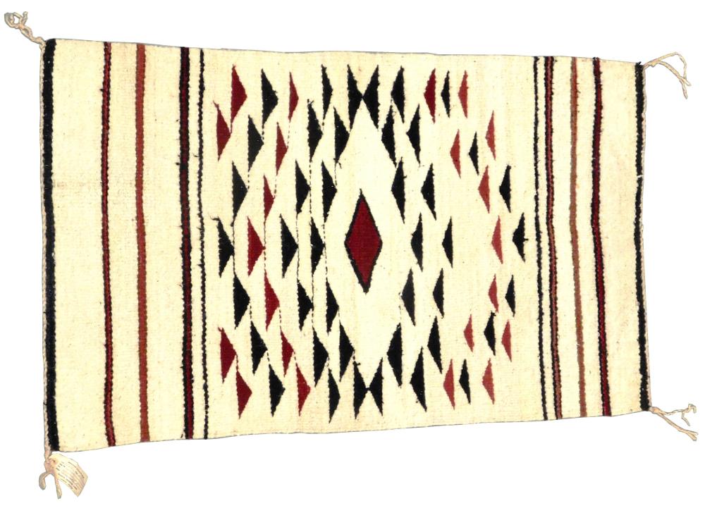 RUG: NATIVE AMERICAN NAVAJO RUG, 3'