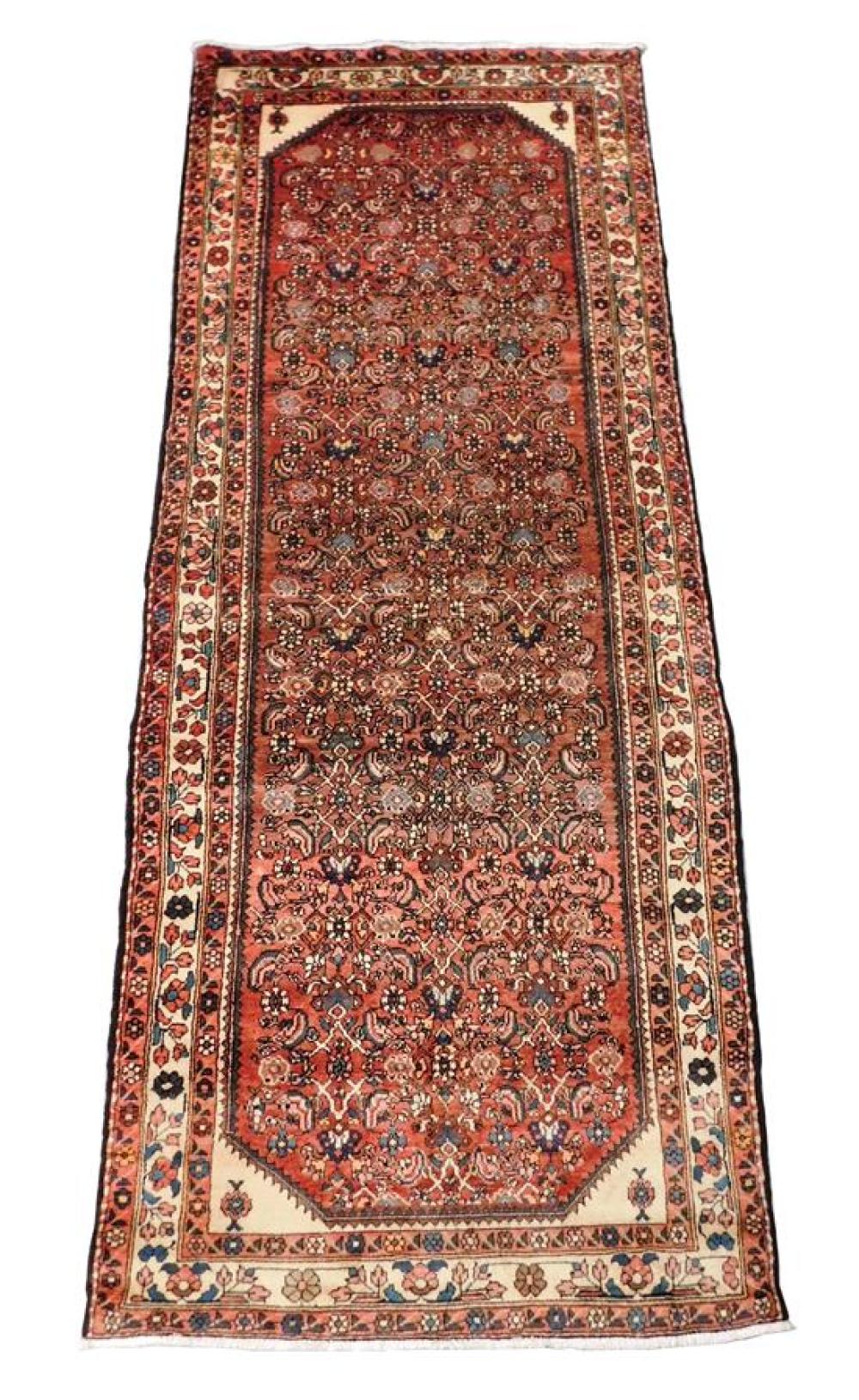 RUG: PERSIAN HAMADAN, 9' 10" X 3'