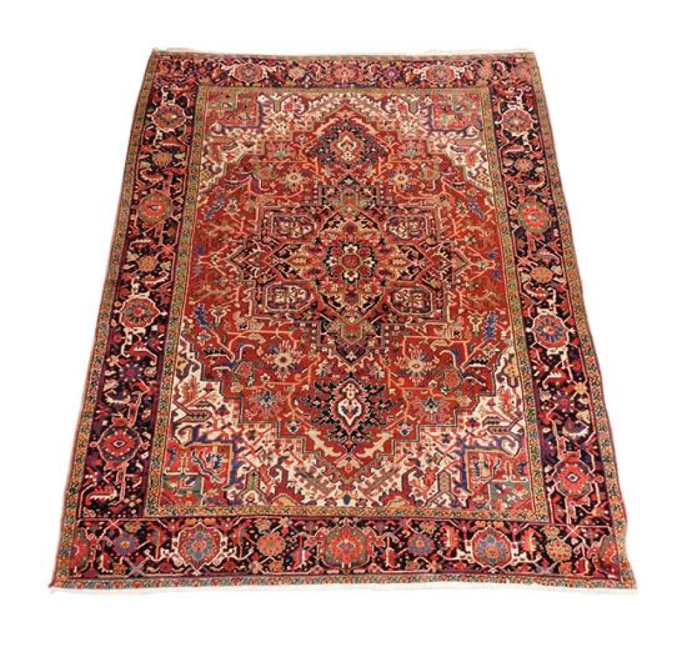 RUG: PERSIAN HERIZ, 10' 4" X 8' 2",