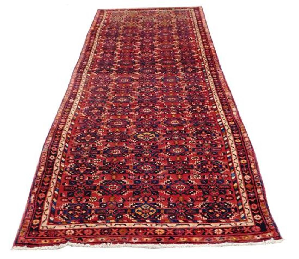RUG: PERSIAN HOSSEINABAD, 3' 8" X