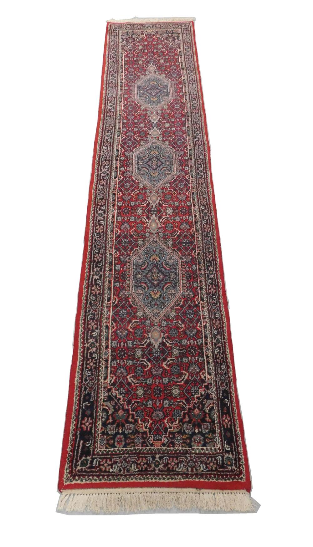 RUG: SEMI-ANTIQUE INDO-BIDJAR