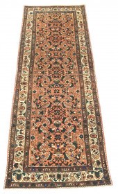 RUG: SEMI-ANTIQUE PERSIAN HAMA