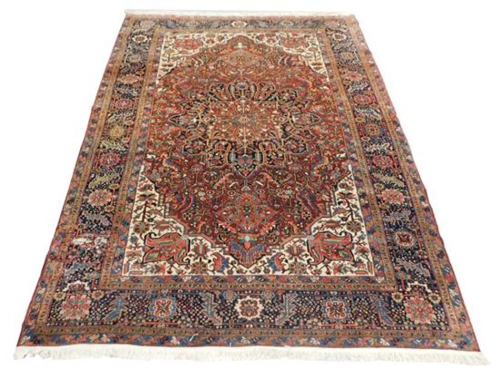 RUG: SEMI-ANTIQUE PERSIAN HERIZ,