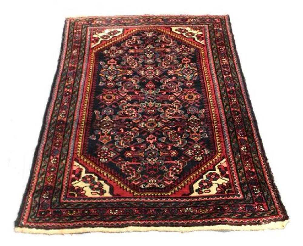RUG: SEMI-ANTIQUE PERSIAN INGELIS