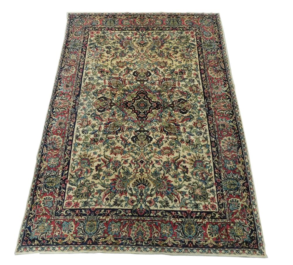 RUG: SEMI-ANTIQUE PERSIAN, KIRMAN