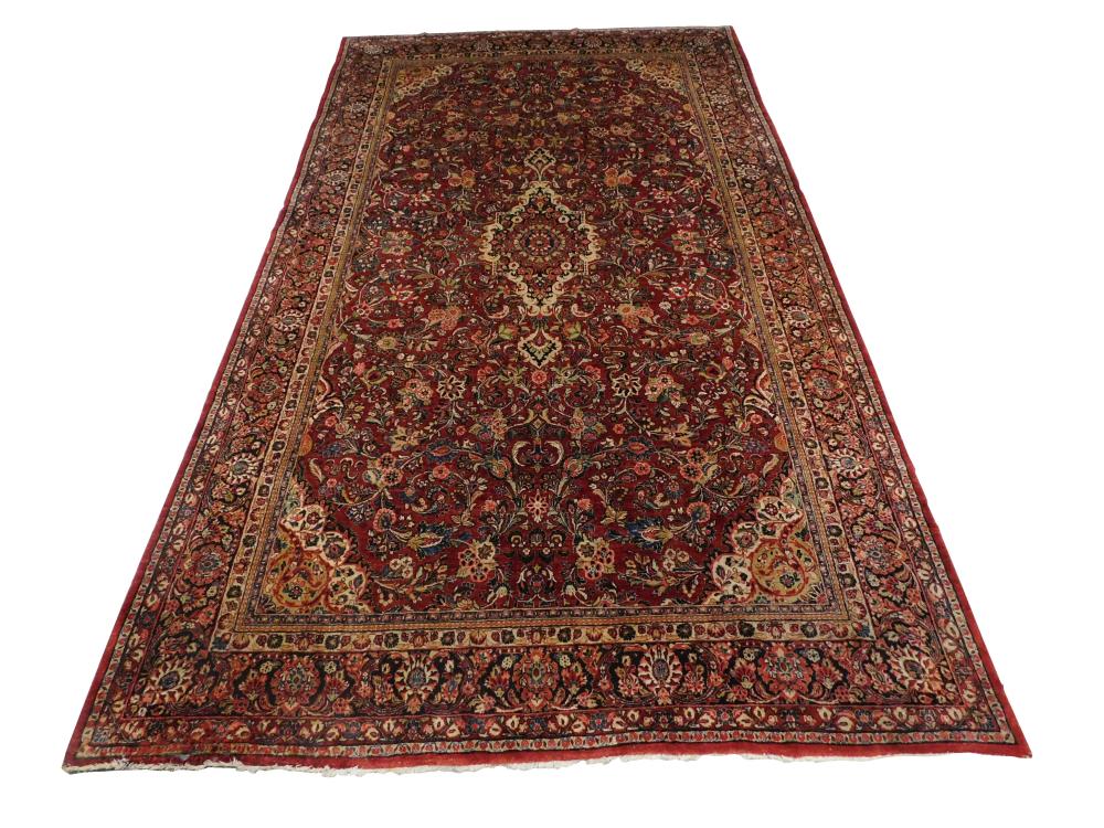 RUG: SEMI-ANTIQUE PERSIAN SAROUK,