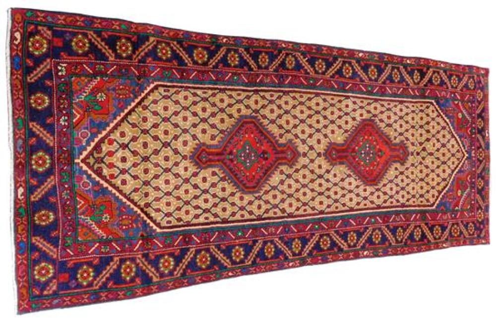 RUG: SEMI-ANTIQUE PERSIAN SERAB, 3'