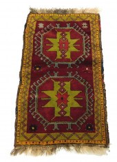RUG: SEMI-ANTIQUE YASTIK, 2' 1