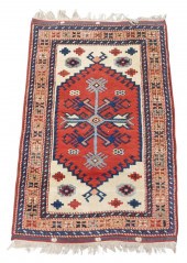 RUG: TURKISH CAUCASIAN, 4’ 8”