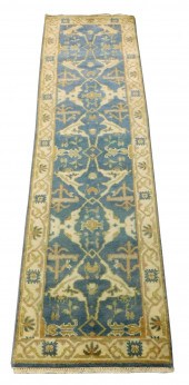 RUG: TURKISH OUSHAK, 2'8" X 9'