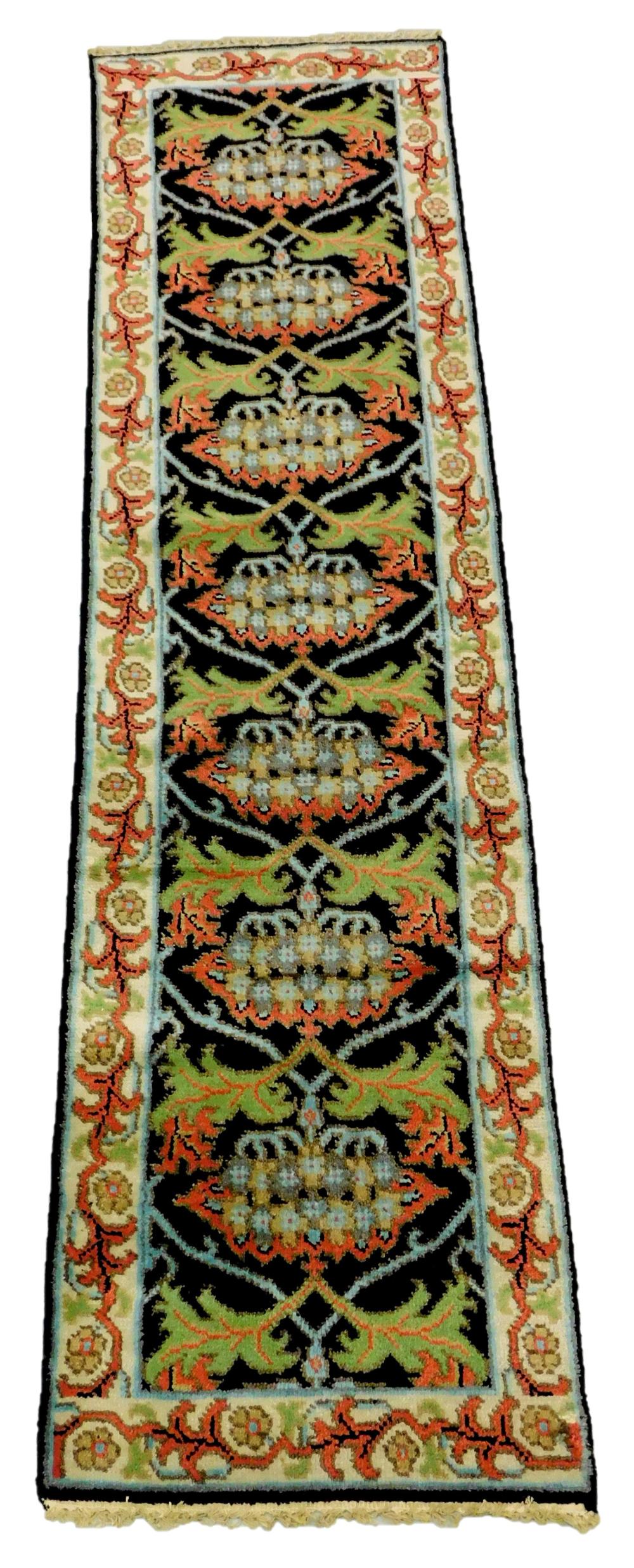 RUG: WILLIAM MORRIS STYLE ARTS &