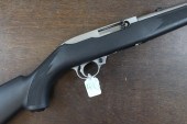 RUGER MODEL 10/22 SEMI AUTOMAT
