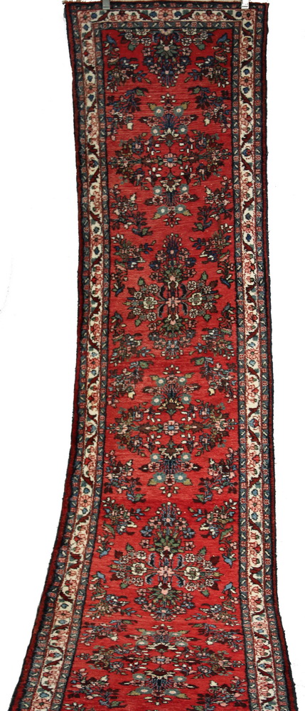 RUNNER - 2'10'' x 16'9'' -