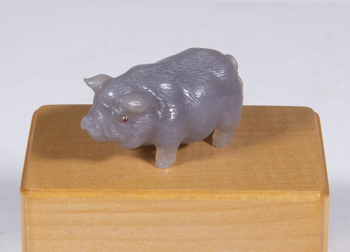 RUSSIAN CARVED HARDSTONE PIG Carved