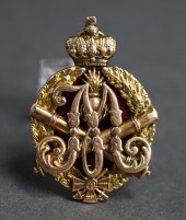 RUSSIAN GOLD AND ENAMEL MILITA