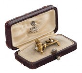 RUSSIAN GOLD AND PEARL BROOCH,
