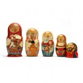RUSSIAN MATRYOSHKA NESTING DOL