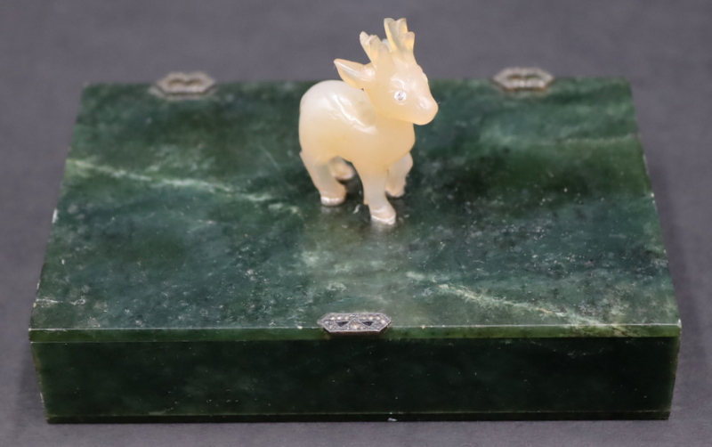 RUSSIAN NEPHRITE JADE HINGED BOX