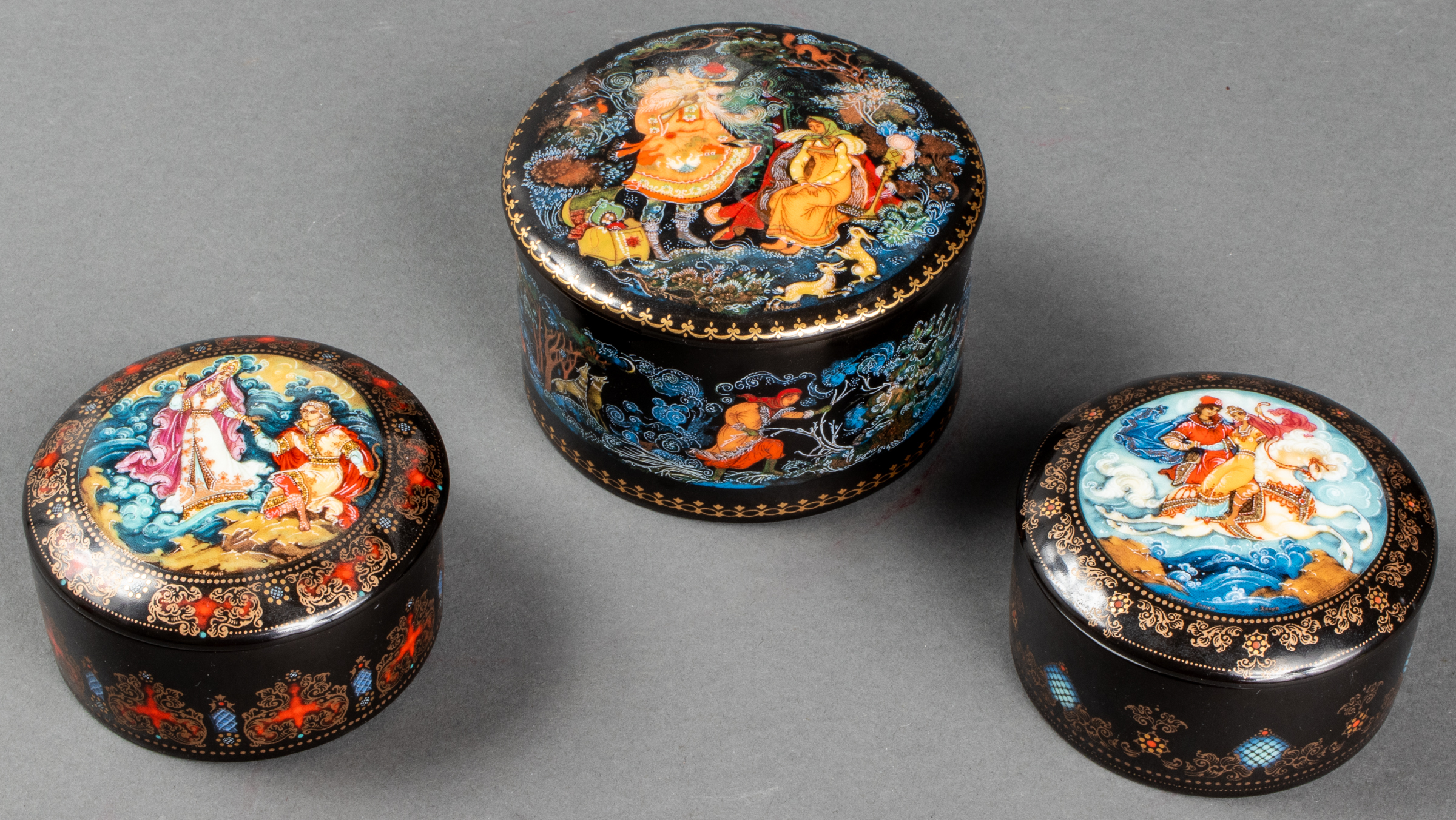 RUSSIAN PORCELAIN JEWELRY BOXES,