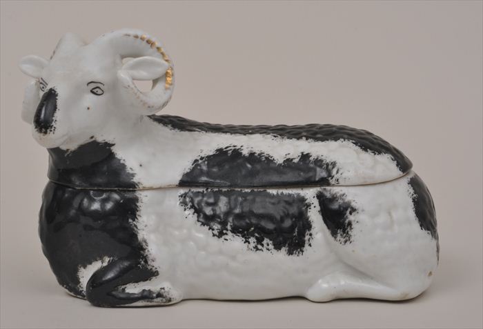 RUSSIAN PORCELAIN RAM-FORM SMALL