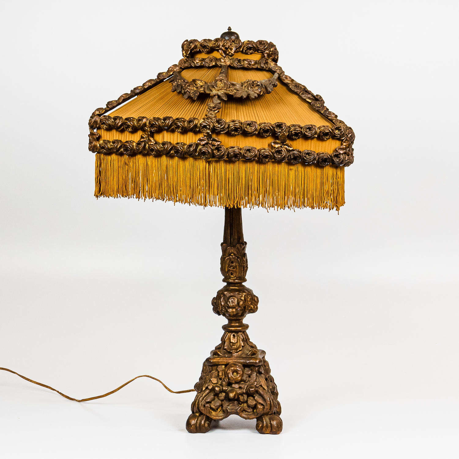 RUSTIC GESSO TABLE LAMP the shade