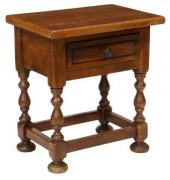 RUSTIC ITALIAN OAK BEDSIDE TAB