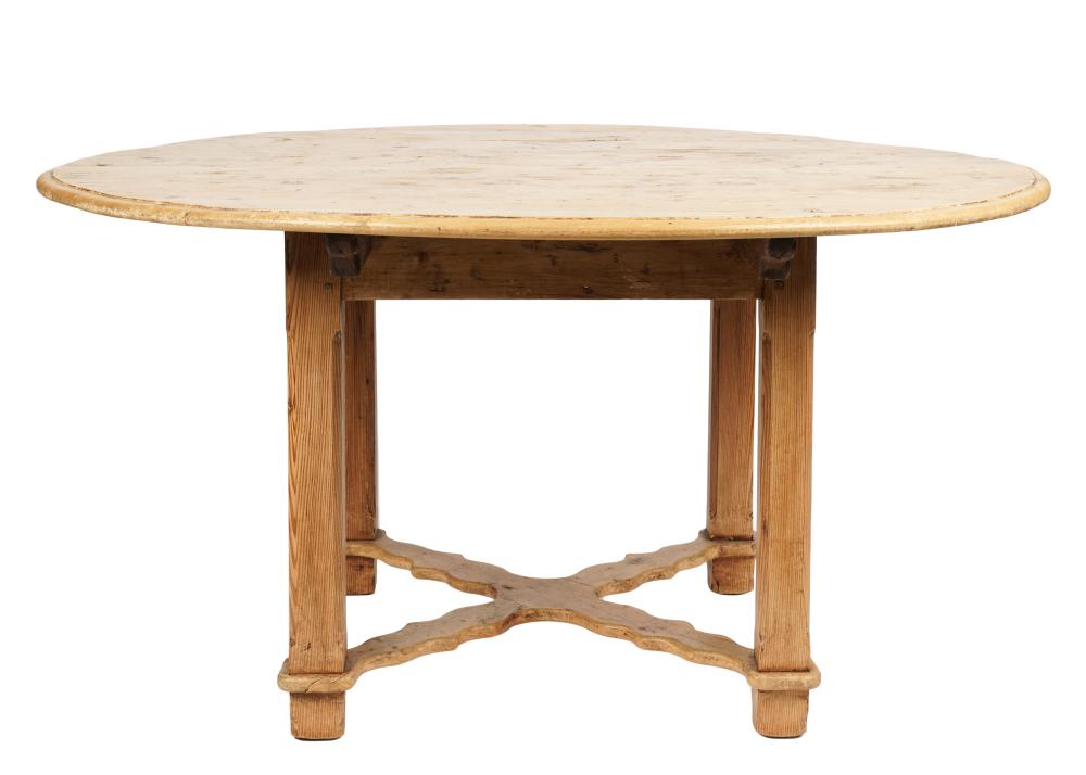 RUSTIC PINE ROUND TABLERustic