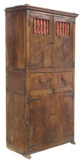 RUSTIC SPANISH CARVED OAK CABI
