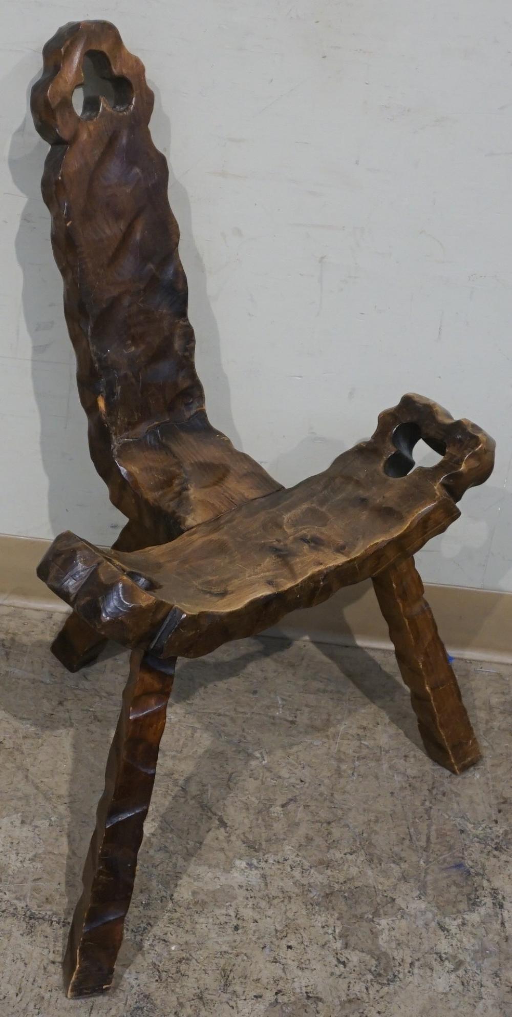 RUSTIC STAINED WOOD THREE-LEGGED