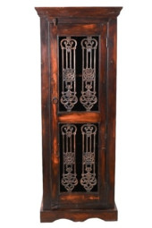 RUSTIC STYLE WOOD AND WROUGHT