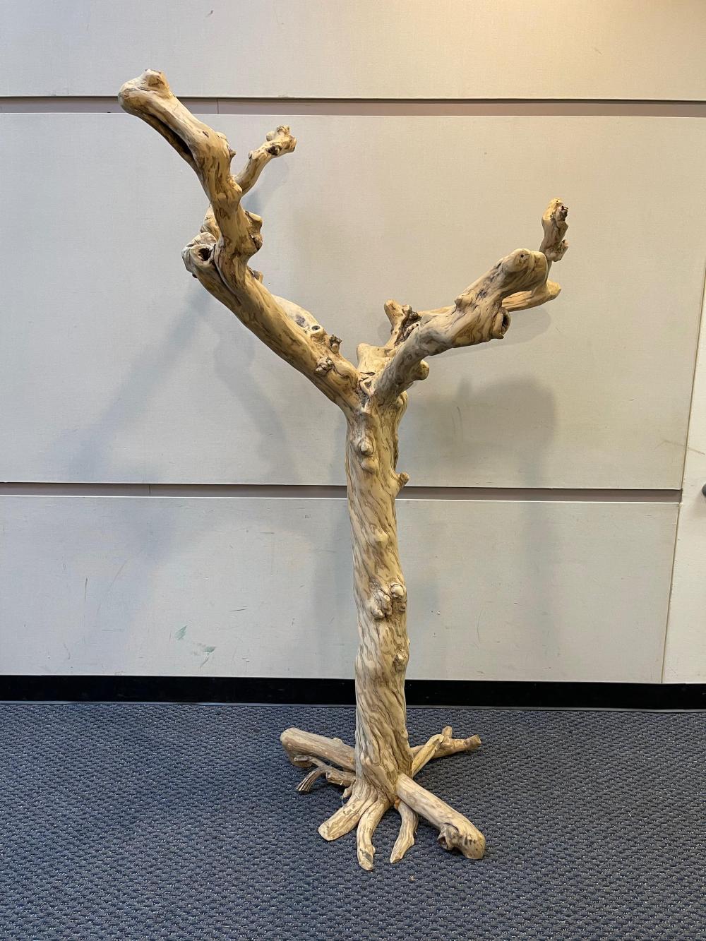 RUSTIC TREE SCULPTURE, H: 80