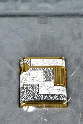 S. T. DUPONT LIGHTER - TIGER